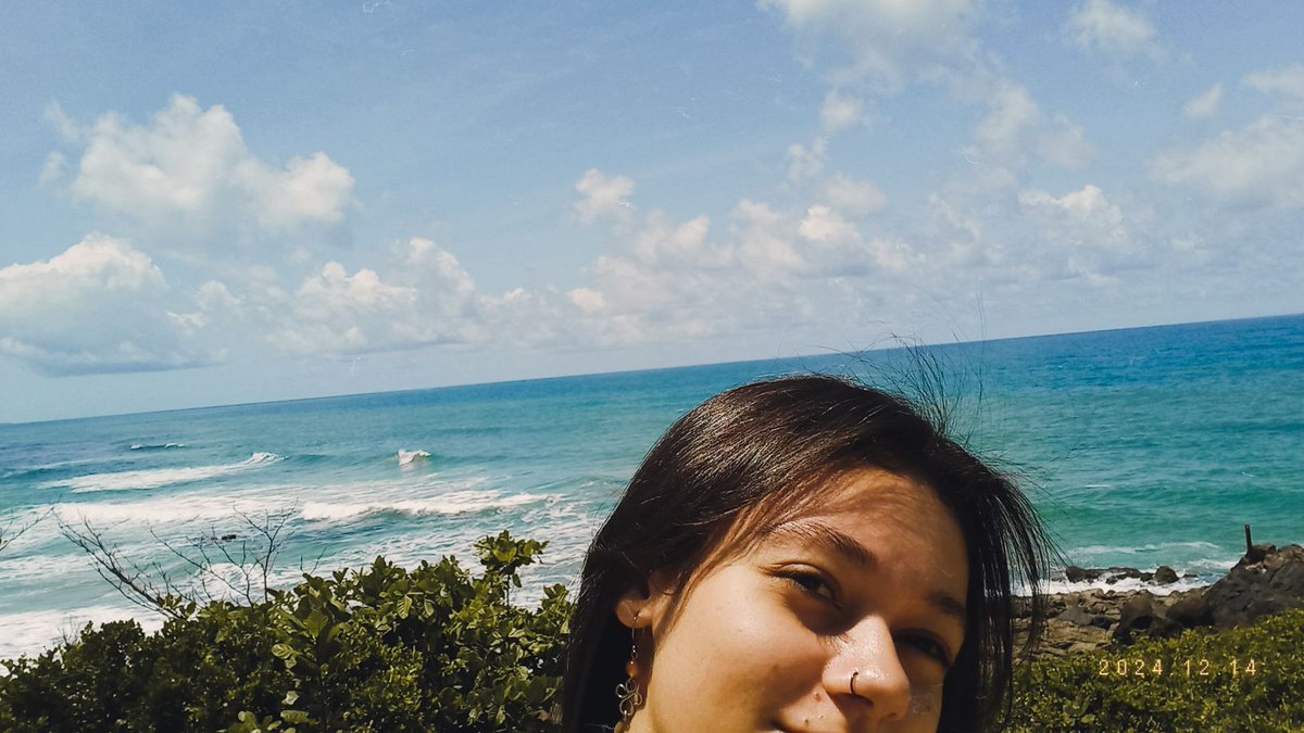 jujebinha's tweet image. a vida fora do twitter