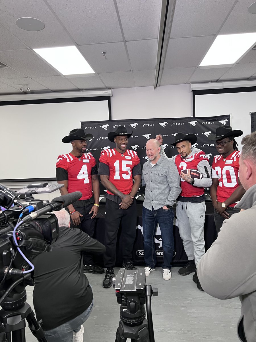 QRcalgary's tweet image. We're ready for an exciting season  🏈

@calstampeders | #TogetherWeRide🐎