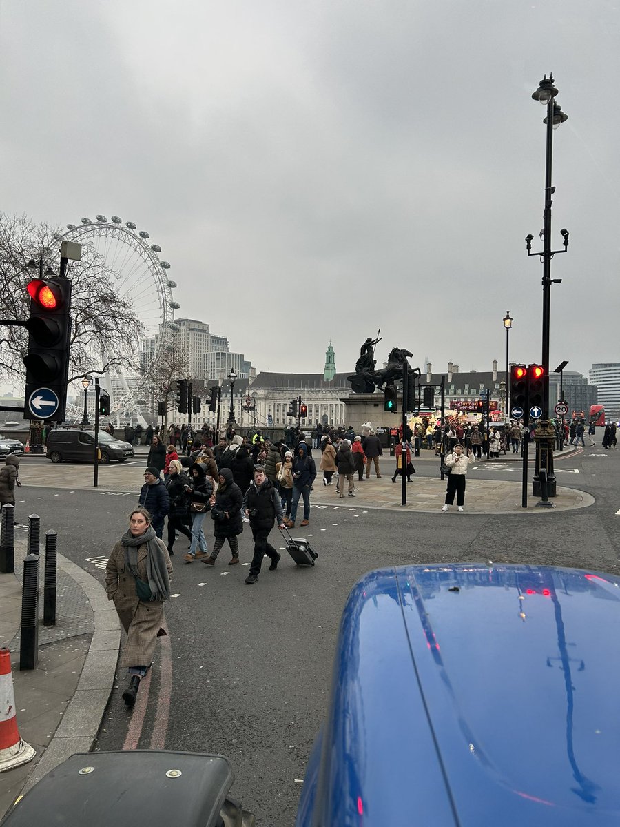 agricamy's tweet photo. A bit of an outing on Monday, it’s hard to sum up in a few words. The overwhelming support as we drove to London, a thumbs up from @OfficialALW , 1400+ tractors parked up in Whitehall &amp; inspiring speeches. https://t.co/zJUrEmbX8Y