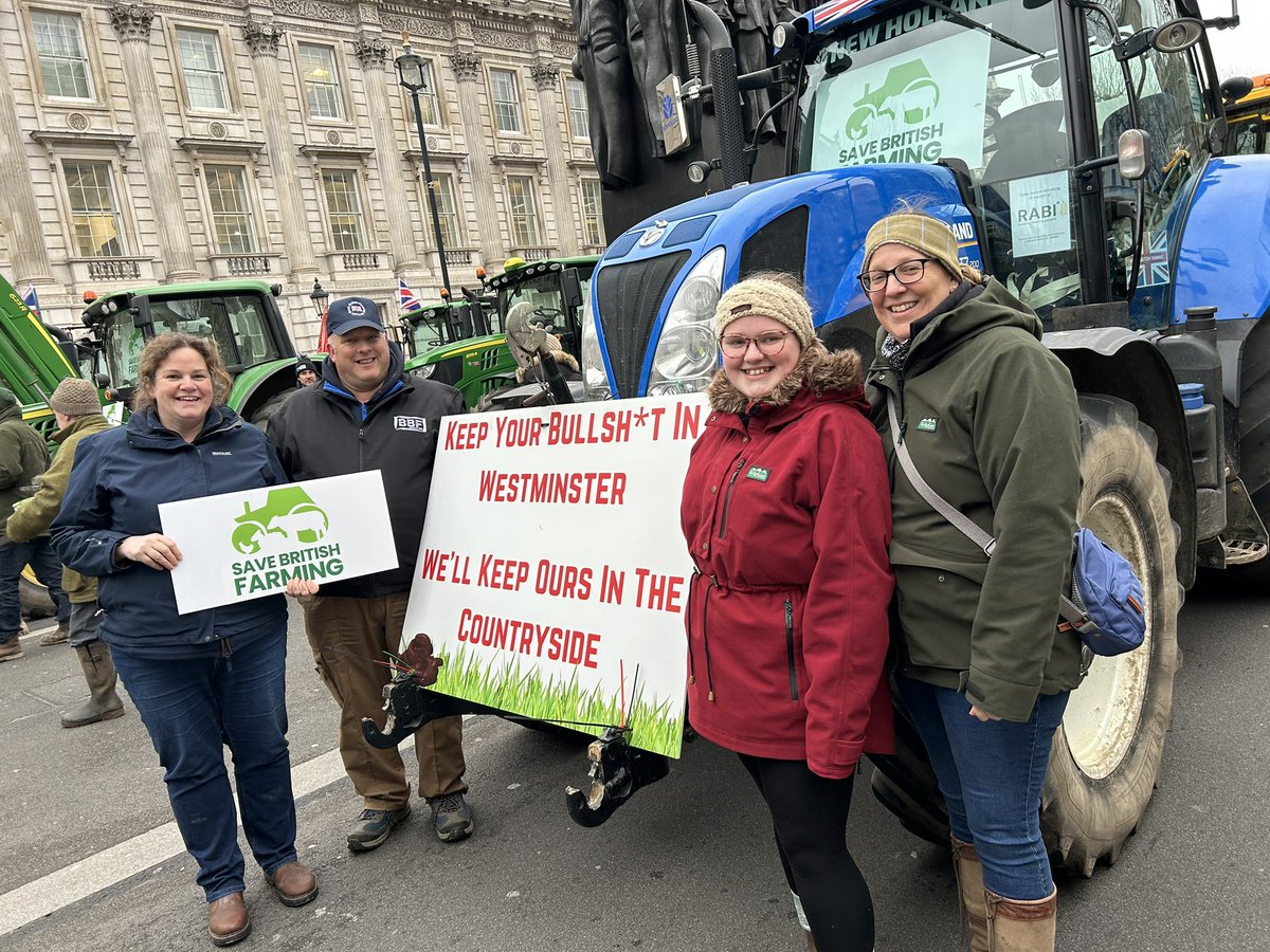 A bit of an outing on Monday, it’s hard to sum up in a few words. The overwhelming support as we drove to London, a thumbs up from <a href="/OfficialALW/">Andrew Lloyd Webber</a> , 1400+ tractors parked up in Whitehall &amp; inspiring speeches.