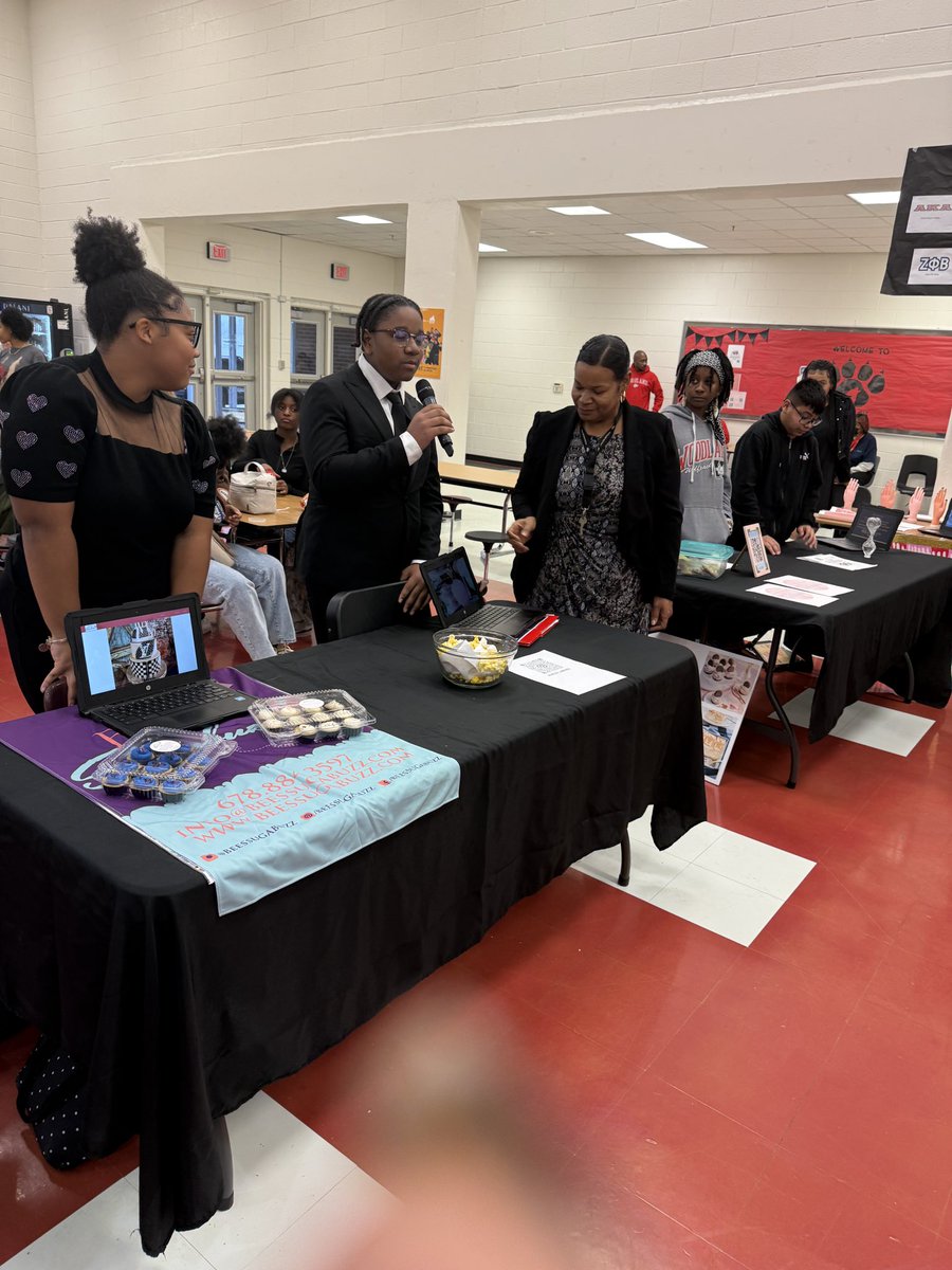 The Student Business Expo <a href="/WMSHCS/">WoodlandMiddle_HCS</a> was a huge success!! Students proudly showcased their businesses during lunch, and it was amazing to see their creativity and hard work in action <a href="/jeffm1078/">Jeff Miller</a> <a href="/RileyVille_WMS/">Latifa Riley</a> <a href="/Dr_Misty_Givens/">Dr. Misty Givens</a> <a href="/melanie_kellam/">Melanie Kellam</a> way to go #BHMCommittee