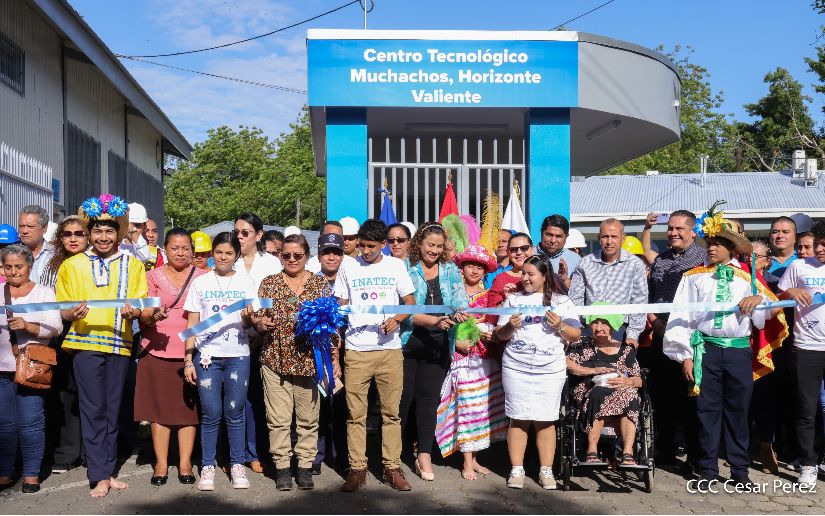 🇳🇮 #Nicaragua  @INATECNicaragua inauguró el CENTRO TECNOLÓGICO"MUCHACHOS, HORIZONTE VALIENTE"  Managua
 🏫cuenta con aulas, laboratorios y talleres para 2,000 estudiantes
📚Educación técnica gratuita, inclusiva y de calidad.  
🔝 Centro #70 a nivel nacional y #15 en Managua🥰