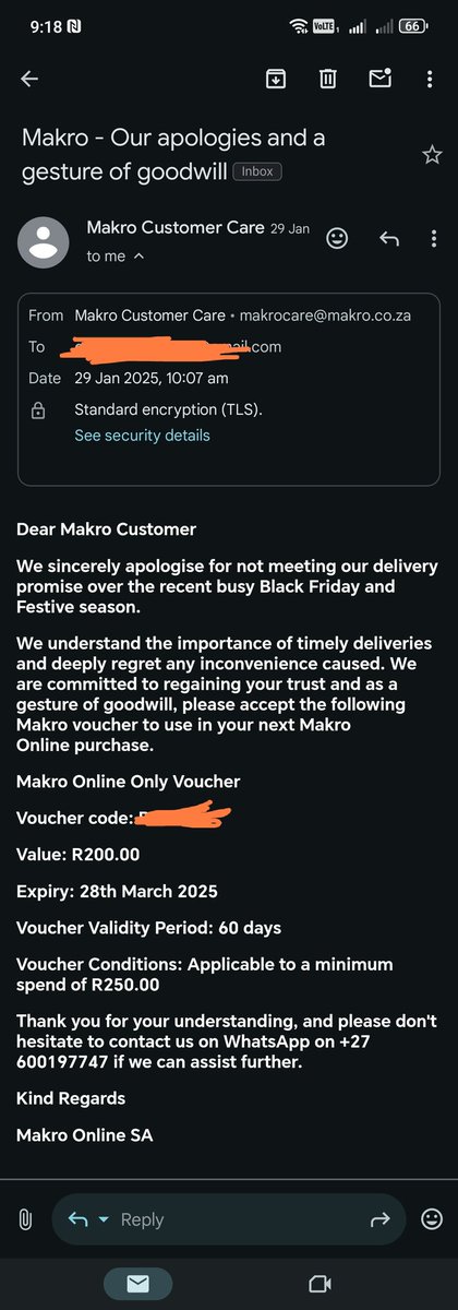 Evander_SixteeN's tweet photo. @Makro_SA I got this email a while ago it looks like a scam.  Confirm if this is legit or a scam https://t.co/5FQ47LIxrs