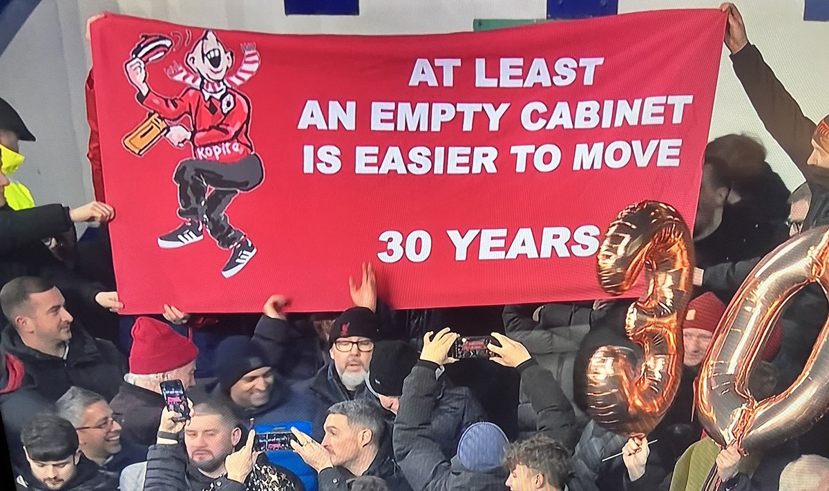 footballontnt's tweet photo. Liverpool fans have brought this banner with them for their final match at Goodison Park 👀 https://t.co/RXpLlzhidx