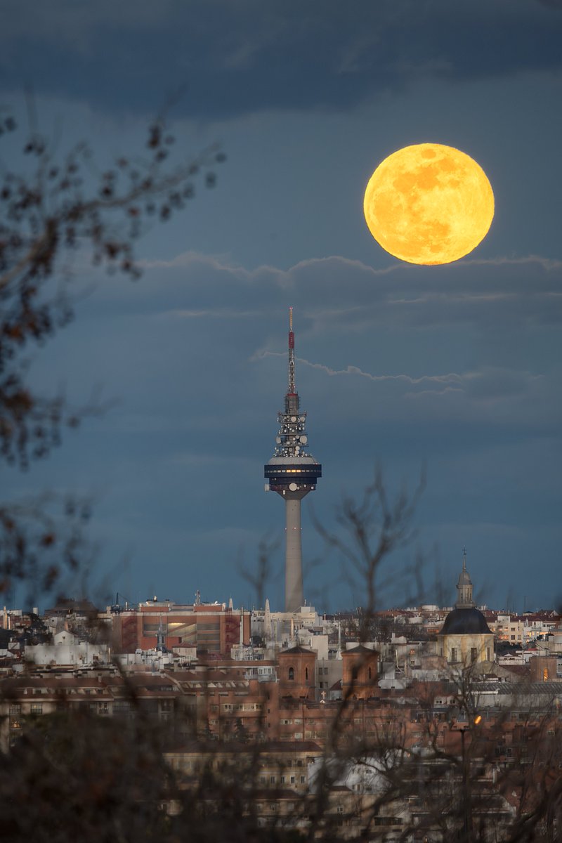 🌕 &amp; ☁️