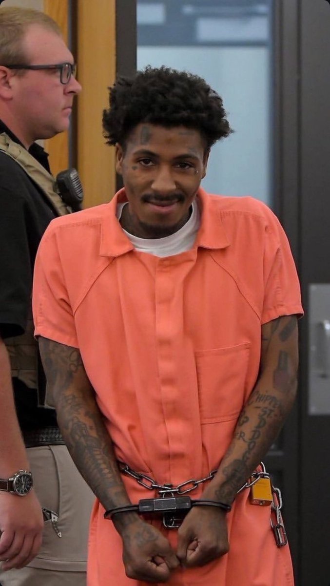 ybdeyo's tweet image. When NBA YoungBoy arrived at FCI Talladega a federal prison in Alabama, all the prisoner went crazy with excitement as inmates were happy to see him 😭🔥