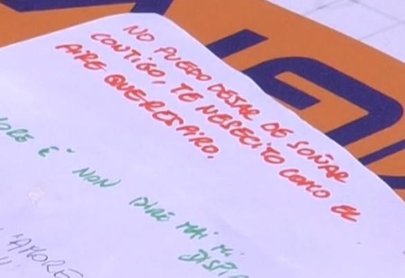 Mara/Prestinez dietro di me 🐻🐴🐕 tweet media