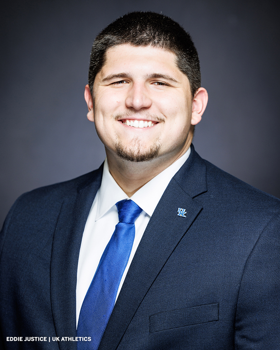 UNLV senior offensive lineman Ben Christman, who transferred from Kentucky after last season, was found dead in an off-campus apartment. He was 21. 

More: spr.ly/6011IeJw9