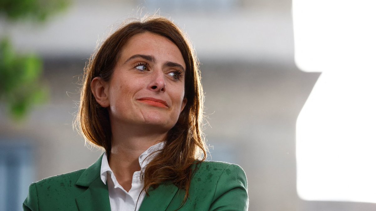 NupesNews's tweet photo. 🔴⚡Le Prix de la Révélation politique de cette année 2025 est attribué à @marinetondelier par le @LeTrombinoscope. https://t.co/iu5jIeDHod