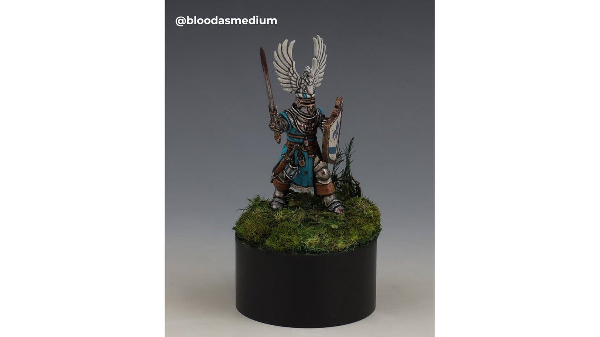 This incredible miniature was brought to life with the help of a Redgrass Wet Palette! 🎨✨ 

We love seeing artists like <a href="/bloodasmedium/">John margiotta</a> show their detail and creativity with the help of our products.🤩

#RedgrassCreative #MiniaturePainting #WetPalette #PaintingProcess