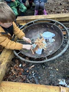 NectonFS's tweet image. A fire with smores to end our Forest club this term. A relaxed and creative atmosphere, reflecting on our time in this space so far. A sense of contentment runs through the group with conversations around the fire to sweet marshmallow smiles.