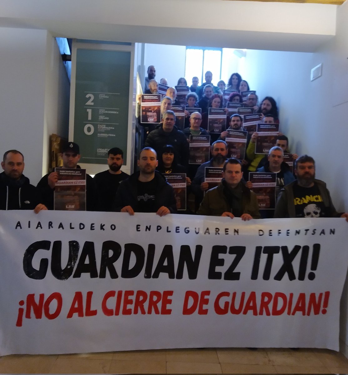 LABaiara's tweet image. 🔴Aiaraldeko delegatuak argi dugu, beti eskualdeko enpleguaren defentsan✊
#GuardianEzItxi

Desindustrializazio gehiagorik EZ!! 
¡No al cierre de Guardian!