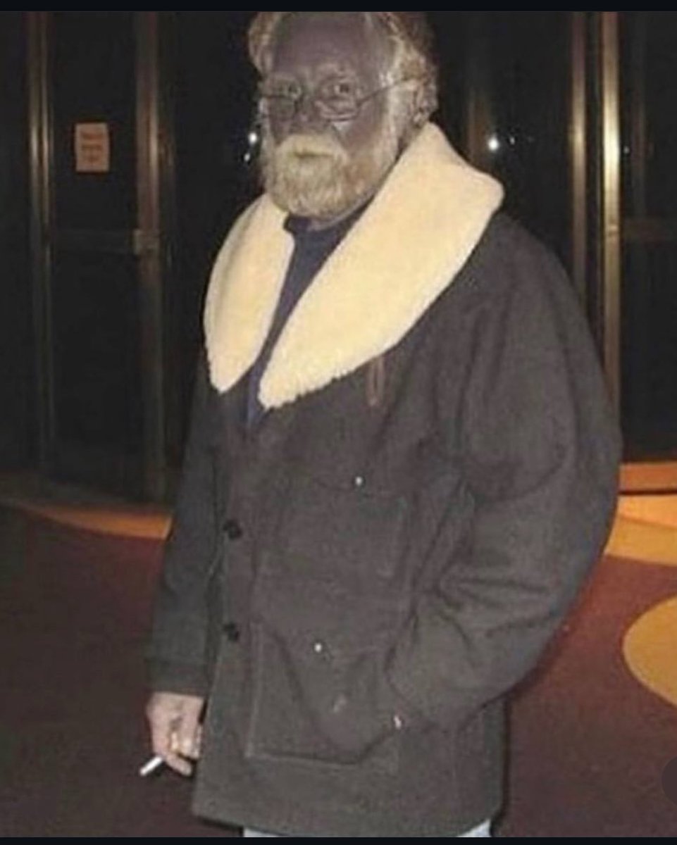 Cleveland let’s get it popping tonight music style. Met this old road dog at a Speedway on some Violet Beauregarde timing and had to let him hitch a ride to the big OH. Gonna try to fix him high key