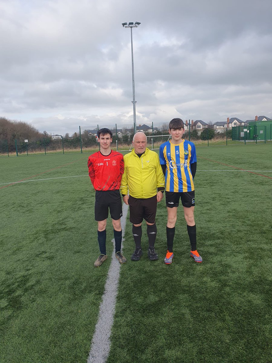 desmondcollege's tweet photo. Goals from Kacper, Precieux and Conor were not enough to secure a place in the Munster final. Leading 2-0 and 3-2 in extra time, Desmond were just pipped to the post by a strong Castleisland side.
Final score Desmond College 3-5 Castleisland Community College after extra time ⚽️ https://t.co/PQ7ZGUP1pz