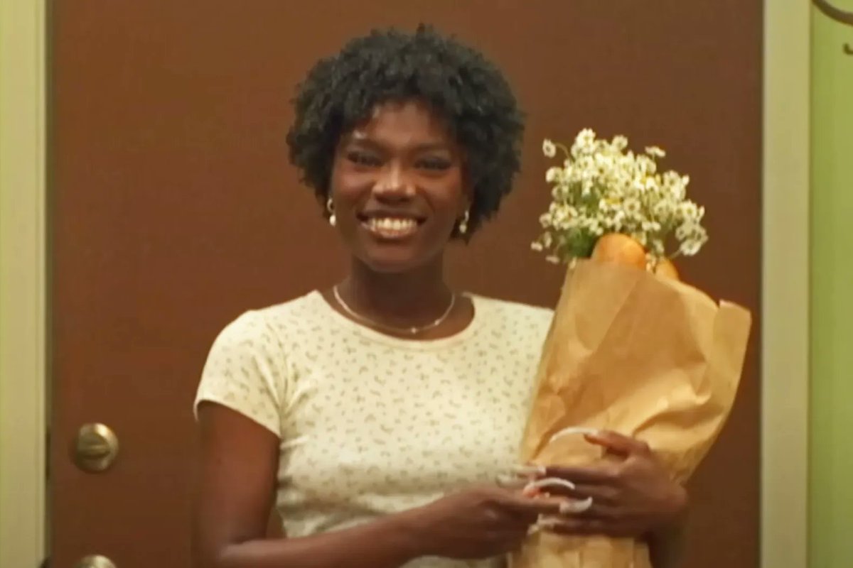 Doechii's "DENIAL IS A RIVER" has now sold over 500,000 units in the US.