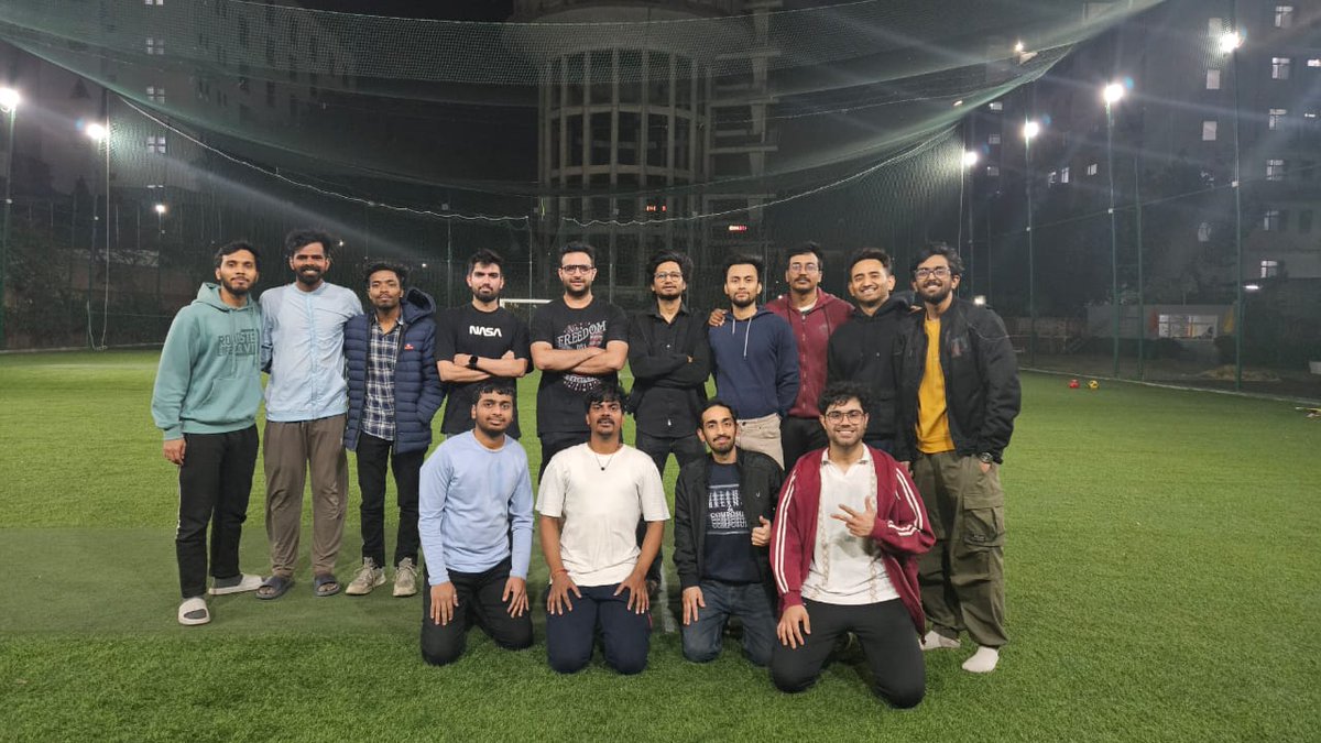 rahul_meX's tweet photo. The 2 PM football session is the perfect remedy you need - nothing like a "break" with the mentor and folks. 
😅Sure, my team lost again bhaiya team, but at least it was fun, right?
@kirat_tw @100xDevs #superlab https://t.co/4JgaA8zRVo