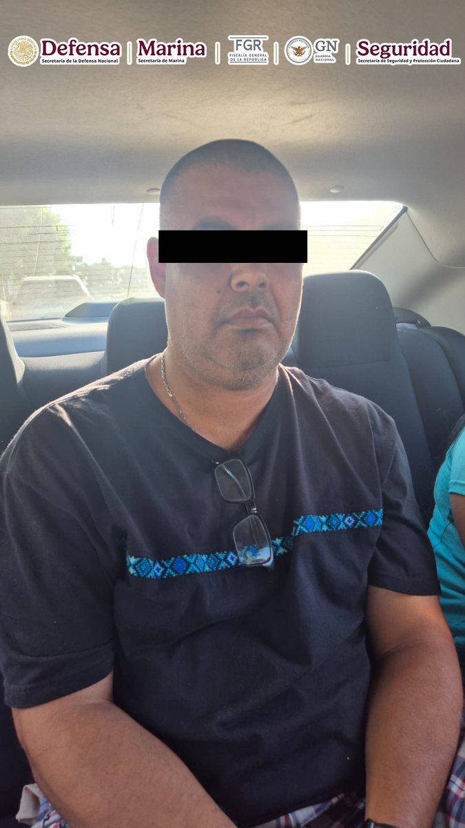 FreddyOliviery's tweet photo. Cae Sotero "N" de nacionalidad estadounidense, en Zihuatanejo, Guerrero.

Se encuentra relacionado con el tráfico de drogas y armas. Era buscado por autoridades de EEUU y cuenta con una orden de extradición por haber escapado de una prisión federal. En Laredo y McAllen, Texas. https://t.co/d5KDOc9M4L