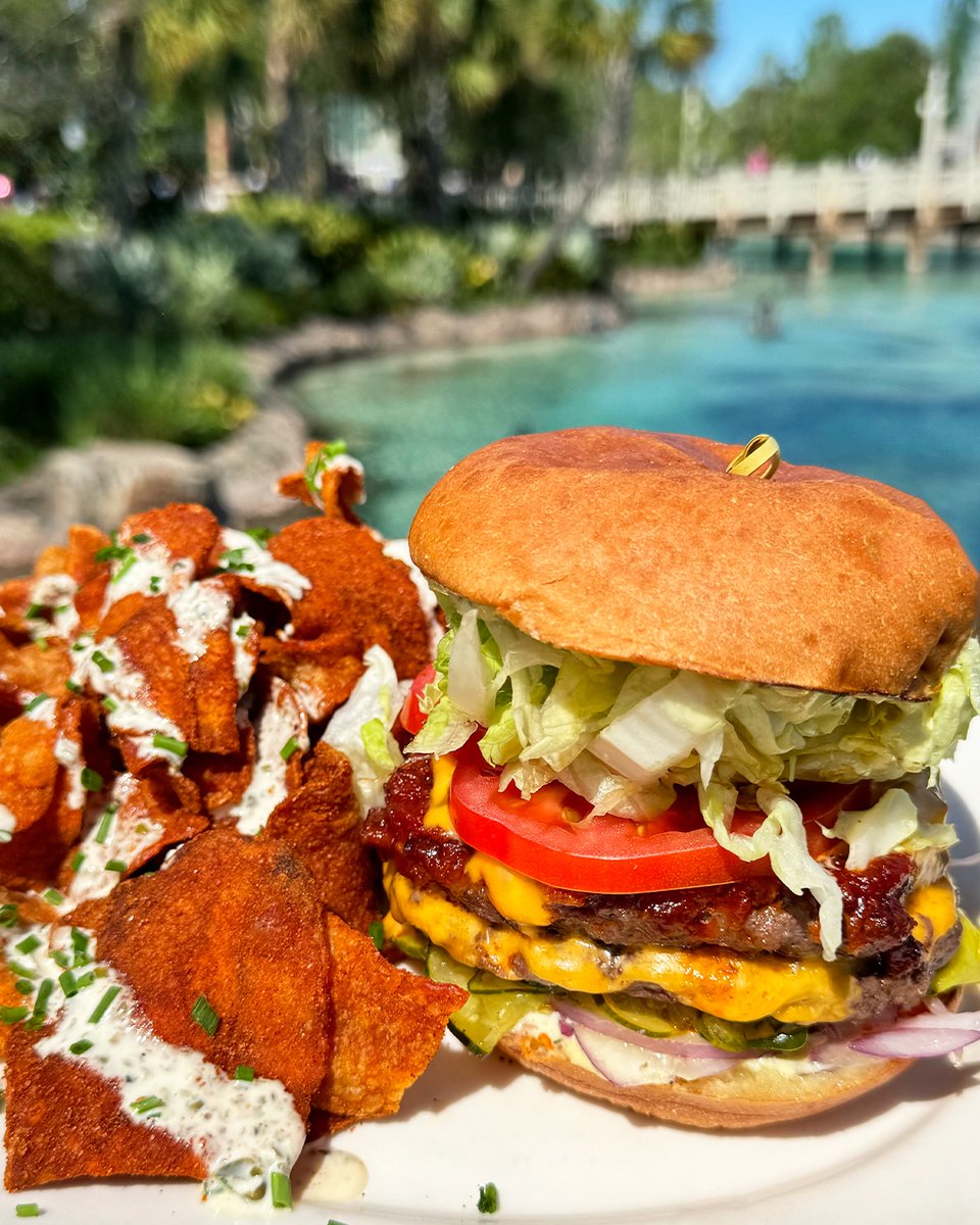 Homecomin' Florida Kitchen (@homecominfl) on Twitter photo One CHEW love! 🍔
Topped with American cheese, Art's special sauce, tomato-bacon jam, lettuce, tomato, onion, and pickles - 𝐓𝐡𝐞 𝐀𝐫𝐭 𝐁𝐮𝐫𝐠𝐞𝐫 will have your tastebuds a-flutter this Valentine's Weekend! 🫶 One CHEW love! 🍔
Topped with American cheese, Art's special sauce, tomato-bacon jam, lettuce, tomato, onion, and pickles - 𝐓𝐡𝐞 𝐀𝐫𝐭 𝐁𝐮𝐫𝐠𝐞𝐫 will have your tastebuds a-flutter this Valentine's Weekend! 🫶