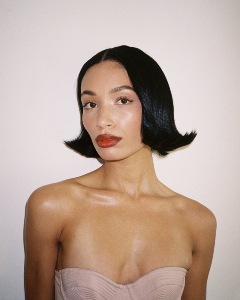 Kylie Cosmetics tweet media