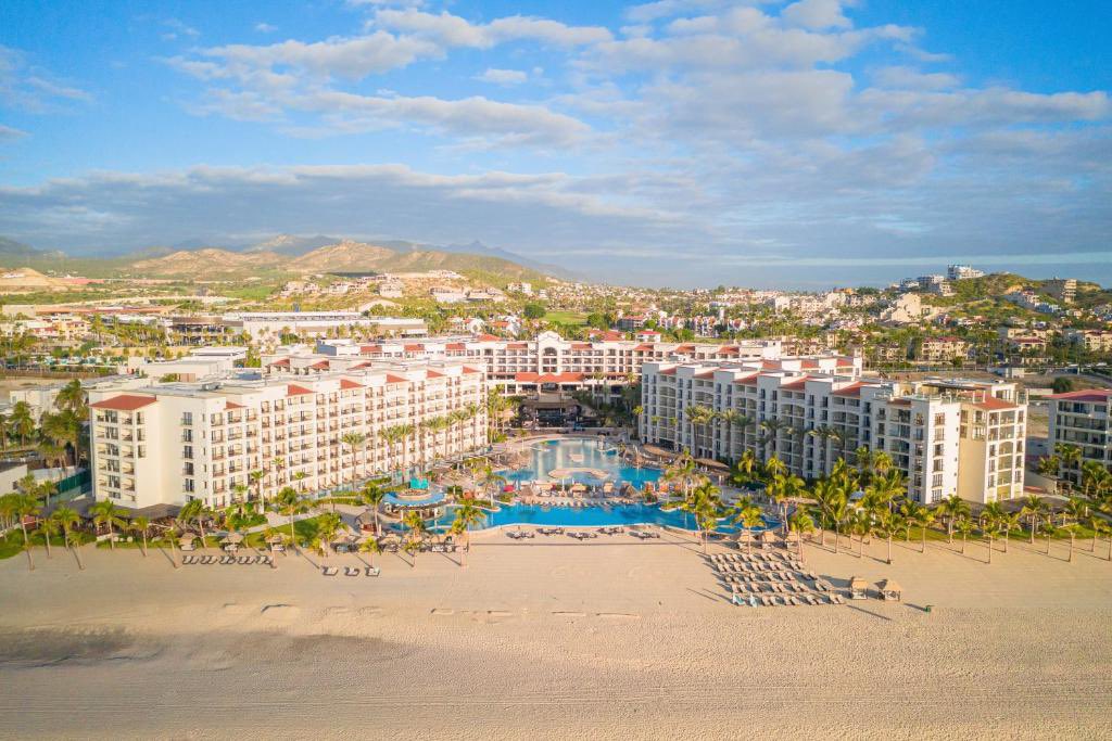 Absolutely excited to say that we had 3 people out of Sioux City make <a href="/ATT/">AT&T</a> Summit!!! <a href="/NoahBucy_/">Noah Bucy 🌐</a> , Yovani and myself are pumped to be going to Cabo! Couldn’t have done it without <a href="/EthanMoon23/">Ethan Moon</a> <a href="/TheoAlomran/">Theo Alomran 🌐</a> <a href="/OfficialAmyIvey/">Amy Rogers Ivey</a>
