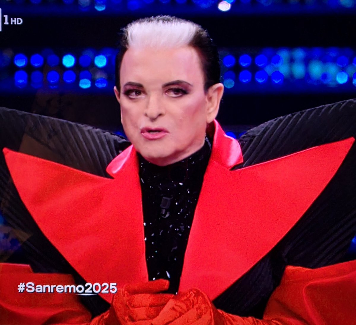 giorgia62507453's tweet photo. malgioglio sembra un pokemon  #Sanremo2025 https://t.co/IWuoYmBVNS