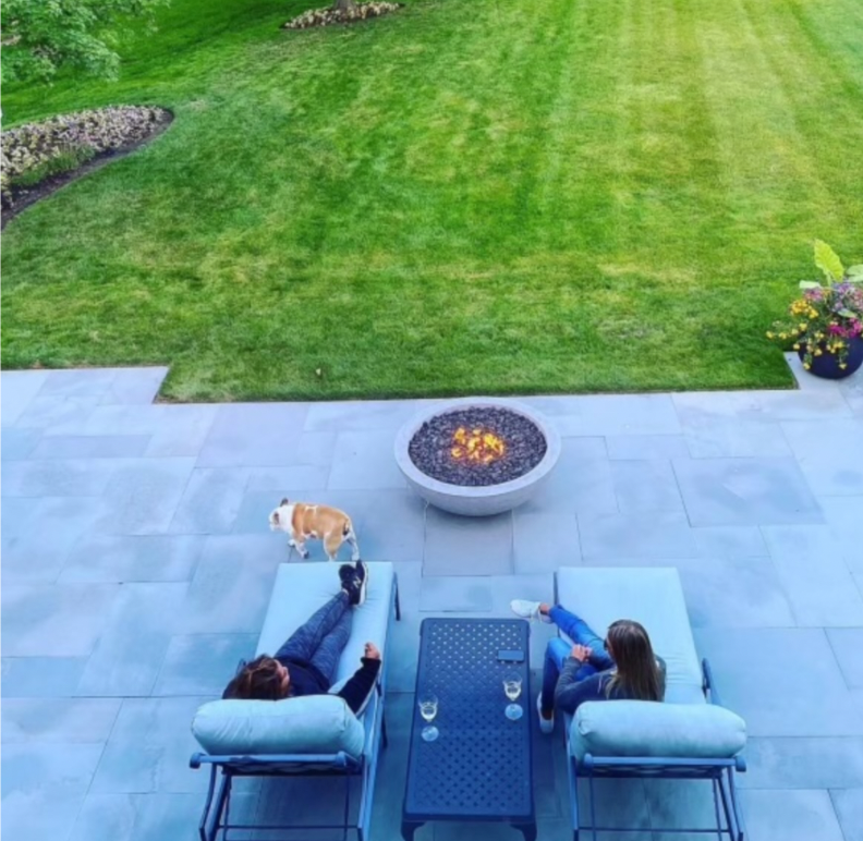 HirschBrick's tweet photo. Love your home.
 
Give your loved one the ultimate gift: a private sanctuary where your most cherished moments, can come to life.

Create your perfect night with https://t.co/HWW4DIjS0y. 

Image via @mtambi. 

#valentines2025 #loveyourhome #patioperfection #hardscaping https://t.co/bSVowq5fub