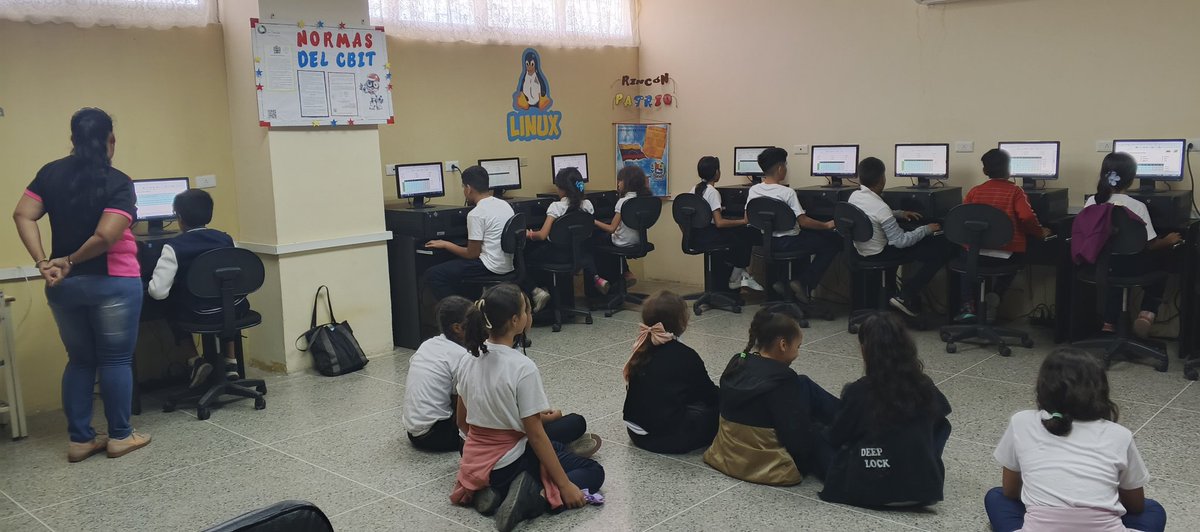 #12Feb | Operaciones Matemáticas (Números Decimales) 🔢 , 1️⃣9️⃣  nuestros niños aprendan a expresar, escribir, leer y comparar cantidades que son menores que la unidad. Dirigido a 5to grado "B", en el <a href="/CbitSofiadeH/">CbitSofiadeHurtado Soy @FundabitAragua</a>

#SomosFundabit #FundabitAragua #tecnologíaseducativas