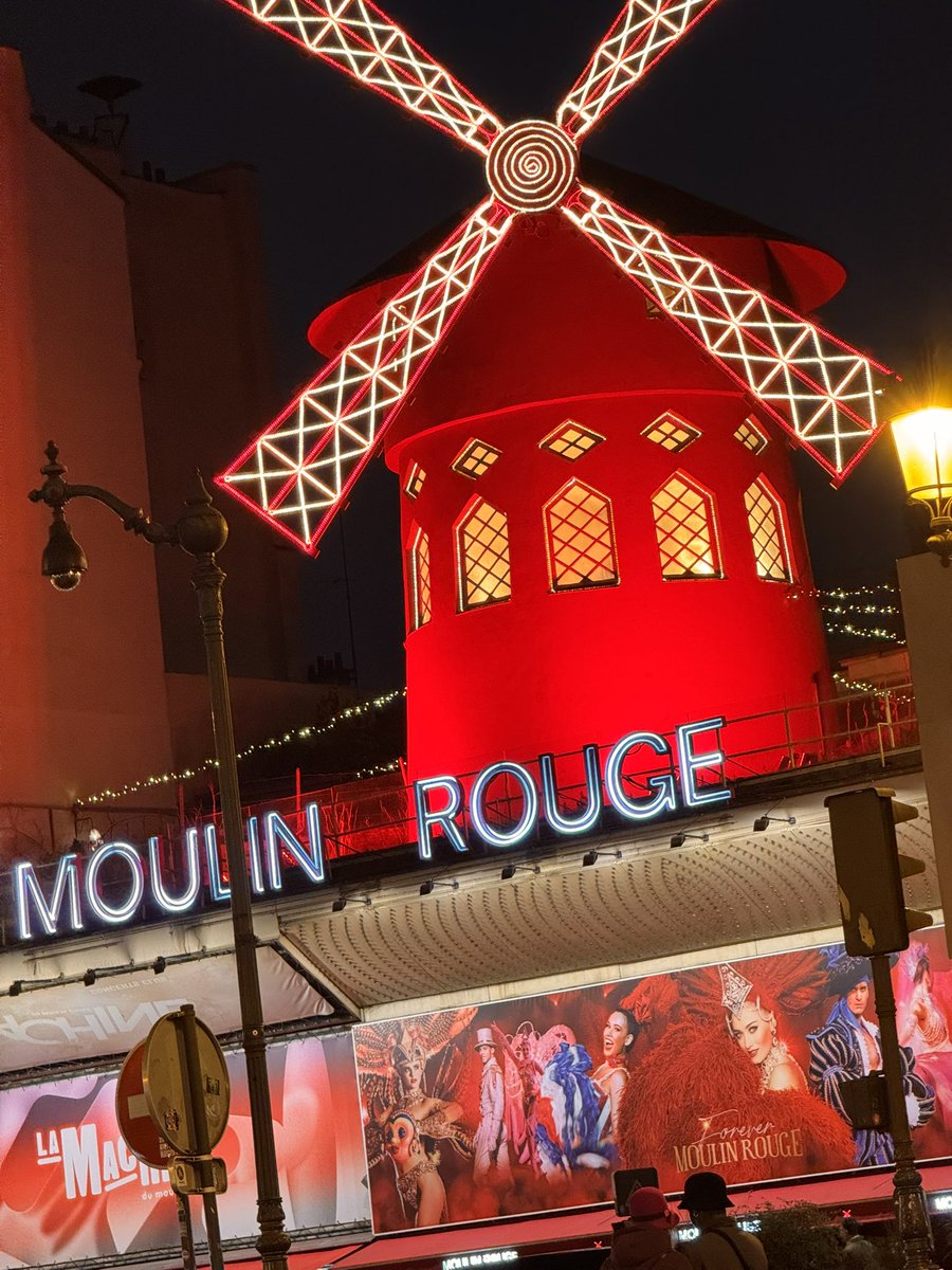 JasonVsTheNoise's tweet image. Oh la la. #NFTParis