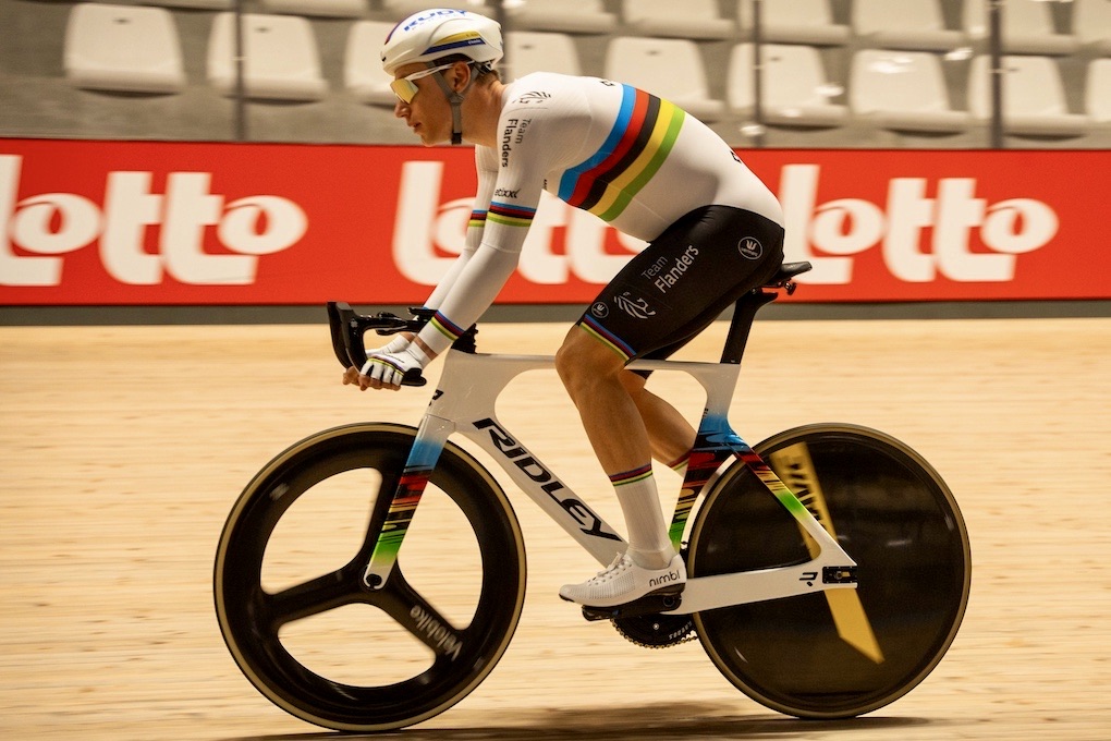 CapoVelo's tweet image. Ridley Takes to the "Boards" with New Omnium Fast Aero Carbon Track Bike capovelo.com/ridley-takes-t… @Ridley_Bikes #RidleyBikes #RidleyOmniumFast #trackbike #trackcycling #Veldrome
