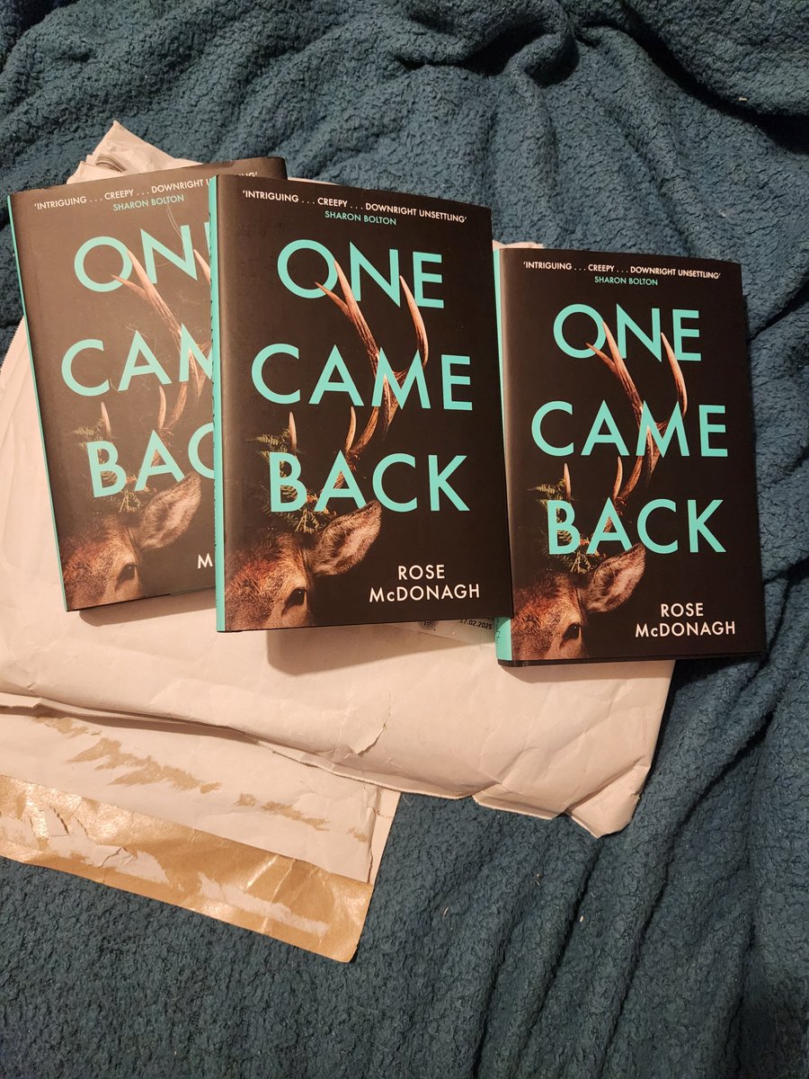 Wow. So excited to receive the finished copies of my novel One Came Back #bookpost #debutnovel <a href="/TrapezeBooks/">Trapeze Books</a> 

"On impact, the boy seemed to fold down and disappear, as if maybe he hadn't been there in the first place..."

They look fantastic geni.us/OneCameBack