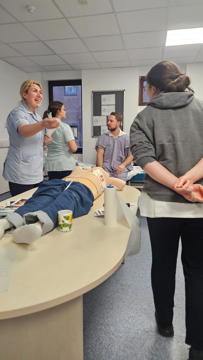 Gayle Louise Slade tweet media