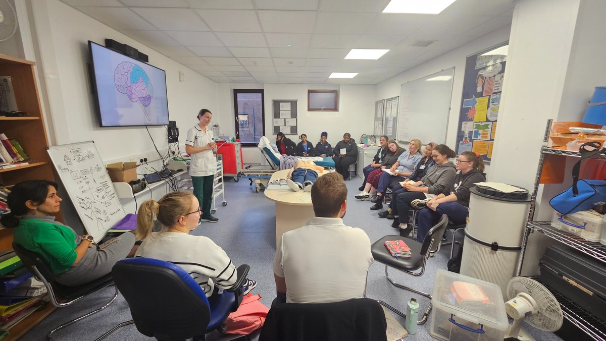 Gayle Louise Slade tweet media