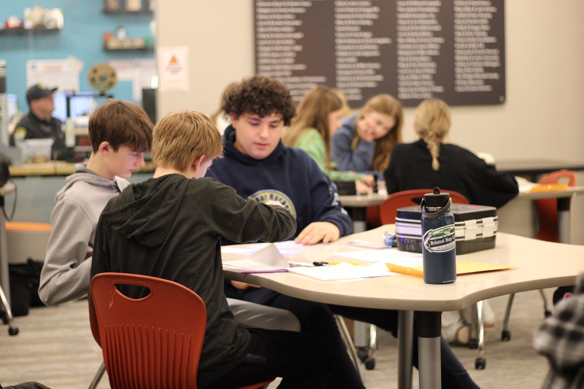 Angie Jameson (@jameson_library) on Twitter photo Students in 8th grade Spanish collaborated to solve the <a href="/breakoutEDU/">Breakout EDU</a> challenge that <a href="/SraAranavage/">Kathleen Aranavage</a> designed! Critical thinking, creativity, and communication ignited 🔐🗝️ #cfevs Students in 8th grade Spanish collaborated to solve the <a href="/breakoutEDU/">Breakout EDU</a> challenge that <a href="/SraAranavage/">Kathleen Aranavage</a> designed! Critical thinking, creativity, and communication ignited 🔐🗝️ #cfevs