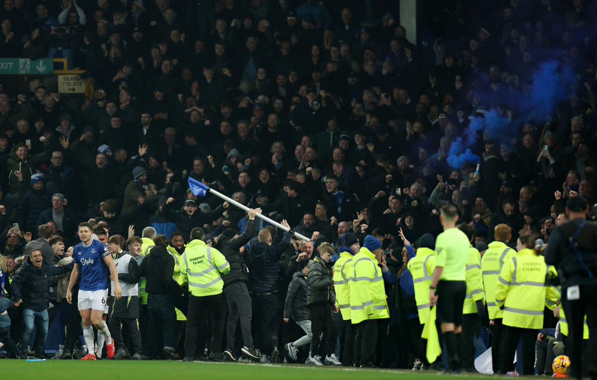 EFCdaily_'s tweet photo. I guess that’s why they call us the Blues. https://t.co/QDTh7SXmQ3