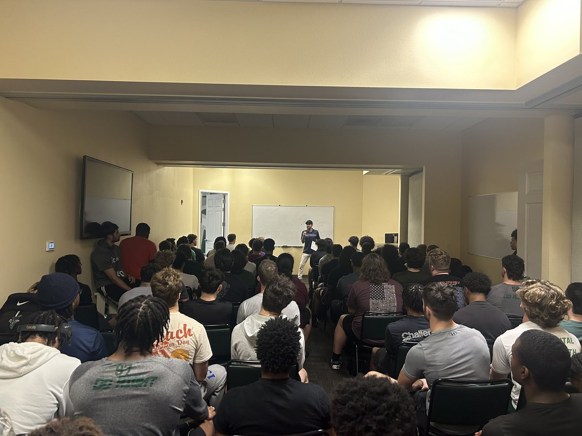 Manhood #4: Living a life of purpose/ Focusing on that purpose! Powerful message today and several gave their lives to Christ. Something special happening in this <a href="/StetsonFootball/">Stetson Football</a> program, here in Deland! #ChasingGreatness
