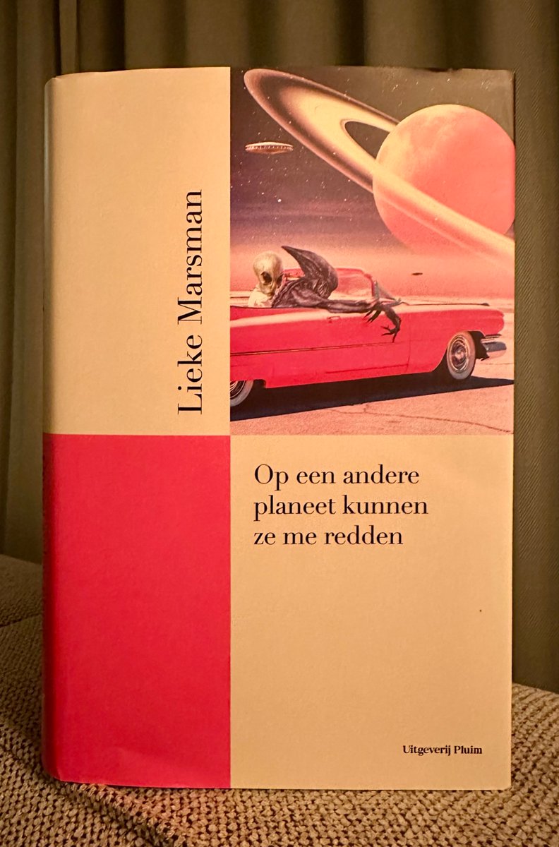 Wat een fantastisch, ontwapenend, onderhoudend, ontroerend, snijdend, beangstigend en, wonderlijk genoeg, ondanks alles óók vrolijk stemmend boek van Lieke Marsman. Warm aanbevolen.