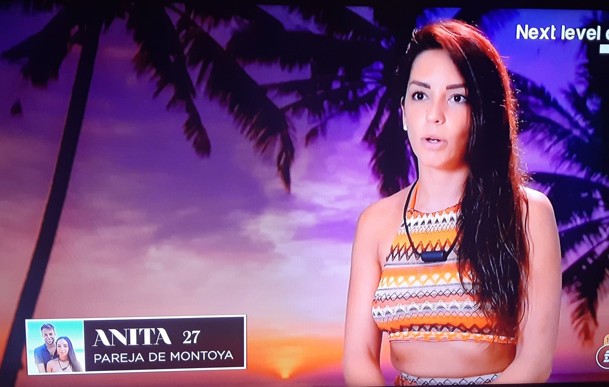 #LaIslaDeLasTentaciones9

"Tengo el amor de mi vida en el momento equivocado"

*Tú lo que tienes es un retraso mental de internamiento psiquiátrico de urgencia, Anita.