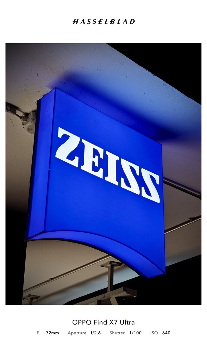 behnke_lars's tweet photo. A museum and the sign of a #ZeissVision store close to the hotel where I stay for the rest of the night. A model of one of the first Mercedes ever built in front of it.
#ShotOnSnapdragon #ShotOnOPPO #FindX7Ultra #Hasselblad #HyperToneCameraSystem https://t.co/CQEbobhIJX