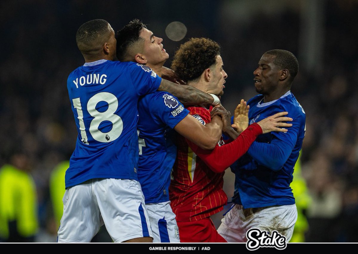 Curtis Jones really fought off 3 man by himself to stand up for our fans.

Red or dead. Will never forget this from him.