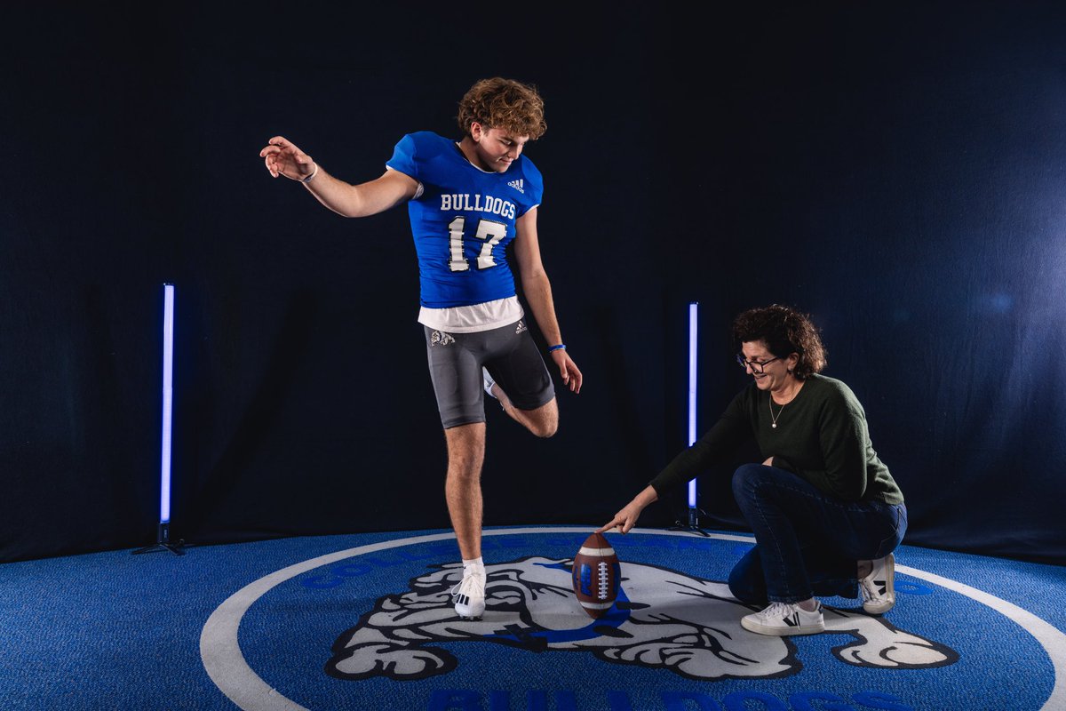 aydin_babic2025's tweet photo. After a great official visit to @CSM_Football I’m extremely excited to announce that I will be committing to the College of San Mateo! #AGTG 
@CoachDovenberg @coachTcsm @Coach_Sekona @CoachDovey @westcoastpreps_ @GetSportsFocus @Chris_Sailer @jc_kicks17 @NextLevelKick1 @JoshuaKarty @HunterRidley16 @emmetkenney