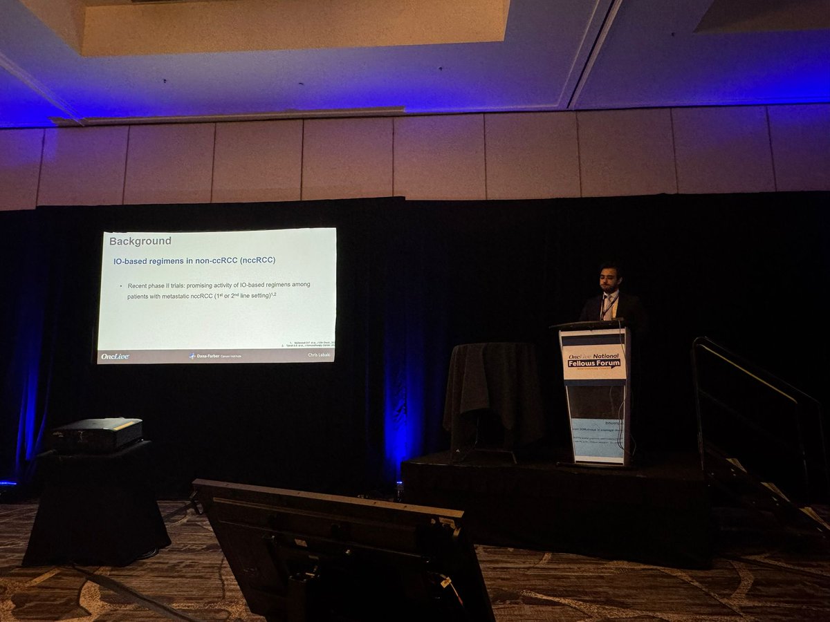 DrChoueiri's tweet photo. Superb presentation by the one and only @Chrislabaki1 ! 1L IO provides survival benefit in sarc-RCC AND rhabdoid-RCC in nccRCC!

@DrDanielHeng #IMDC https://t.co/tN1UdFzKUV