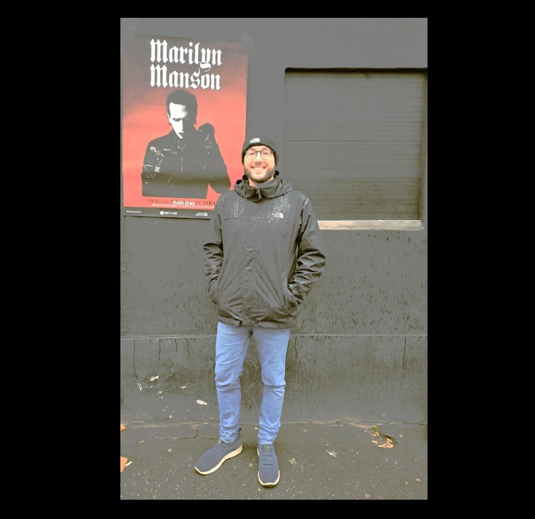 recensioni_mc (@massimocanorro) on Twitter photo Soldout in 24 ore il concerto di <a href="/marilynmanson/">Marilyn Manson</a> all'<a href="/AlcatrazMilano/">Alcatraz Milano</a>. Il live report su <a href="/URMwebzine/">Universo Rock & Metal</a>: tinyurl.com/yc7e5783 Soldout in 24 ore il concerto di <a href="/marilynmanson/">Marilyn Manson</a> all'<a href="/AlcatrazMilano/">Alcatraz Milano</a>. Il live report su <a href="/URMwebzine/">Universo Rock & Metal</a>: tinyurl.com/yc7e5783