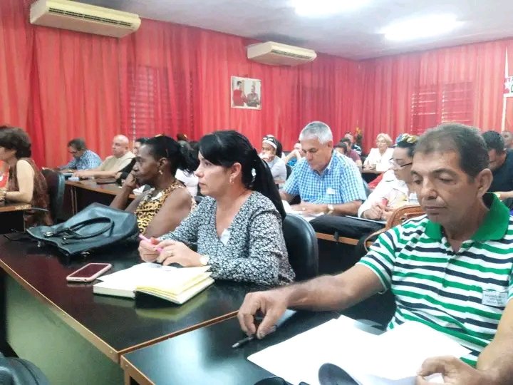 Balance de la Gestion del Grupo Empresarial de Comercio en Ciego de Ávila dónde se evaluó el trabajo durante el año 2024 y las proyecciones para este 2025.
#LatirAvileño