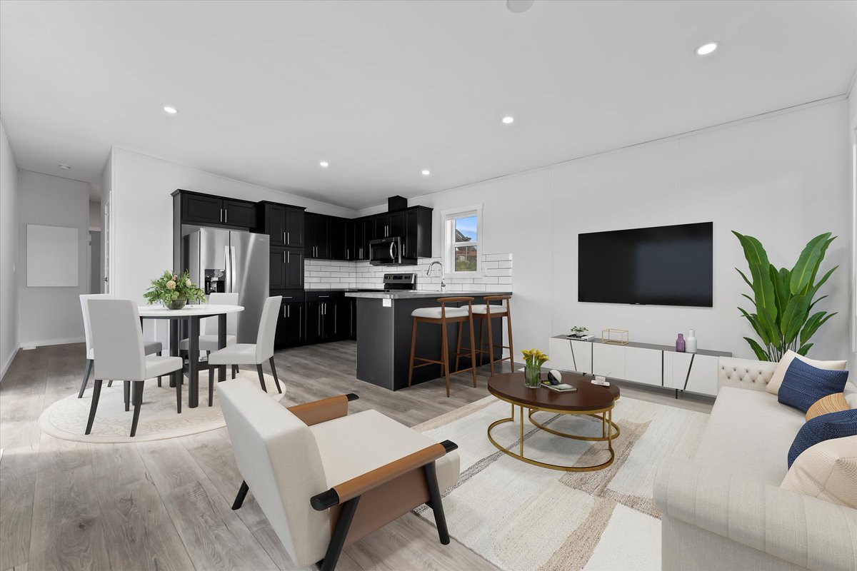 This weather have you dreaming of your lake lot? Ya, us too. Get started now, avoid the spring rush &amp; enjoy your new lake house by June! This is the Rockwood, available for viewing at our Acheson Sales Centre, or online at pleasanthomes.ca #LakeLot #Cottage #Alberta