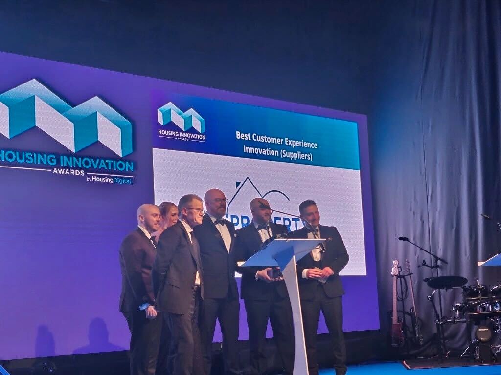 TechLabsLondon's tweet image. Our @iPropertyCloud wins Best Customer Experience Innovation at the @housingdigital_  Awards 2025! 🎉it’s a recognition of the real impact we’re making in the housing sector. 🎉