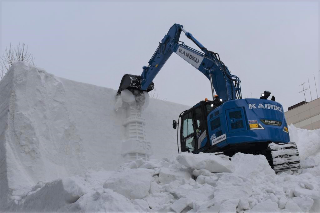 2025さっぽろ雪まつりが閉幕し、2月12日に大雪像の解体が行われ