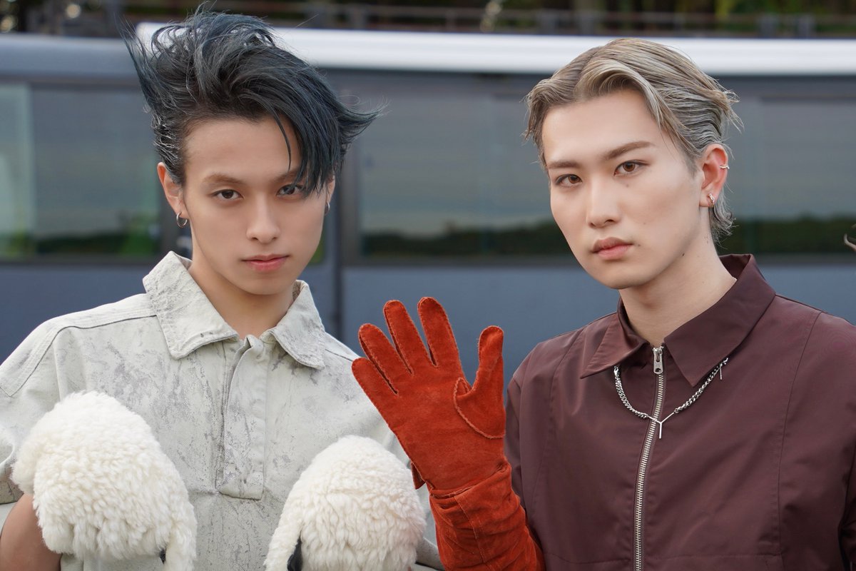 _KID_PHENOMENON's tweet photo. 2人で 📸

━━━━━━━━━━━━━
1st Album『PHENOMENON』
👑 https://t.co/9cFjvaEtqB

"Party Over There" 
🎵Music
https://t.co/f8ocnGRRL5
━━━━━━━━━━━━━

#PHENOMENON
#川口蒼真 #山本光汰
#KIDPHENOMENON #キドフェノ https://t.co/ClqmE1OzOv