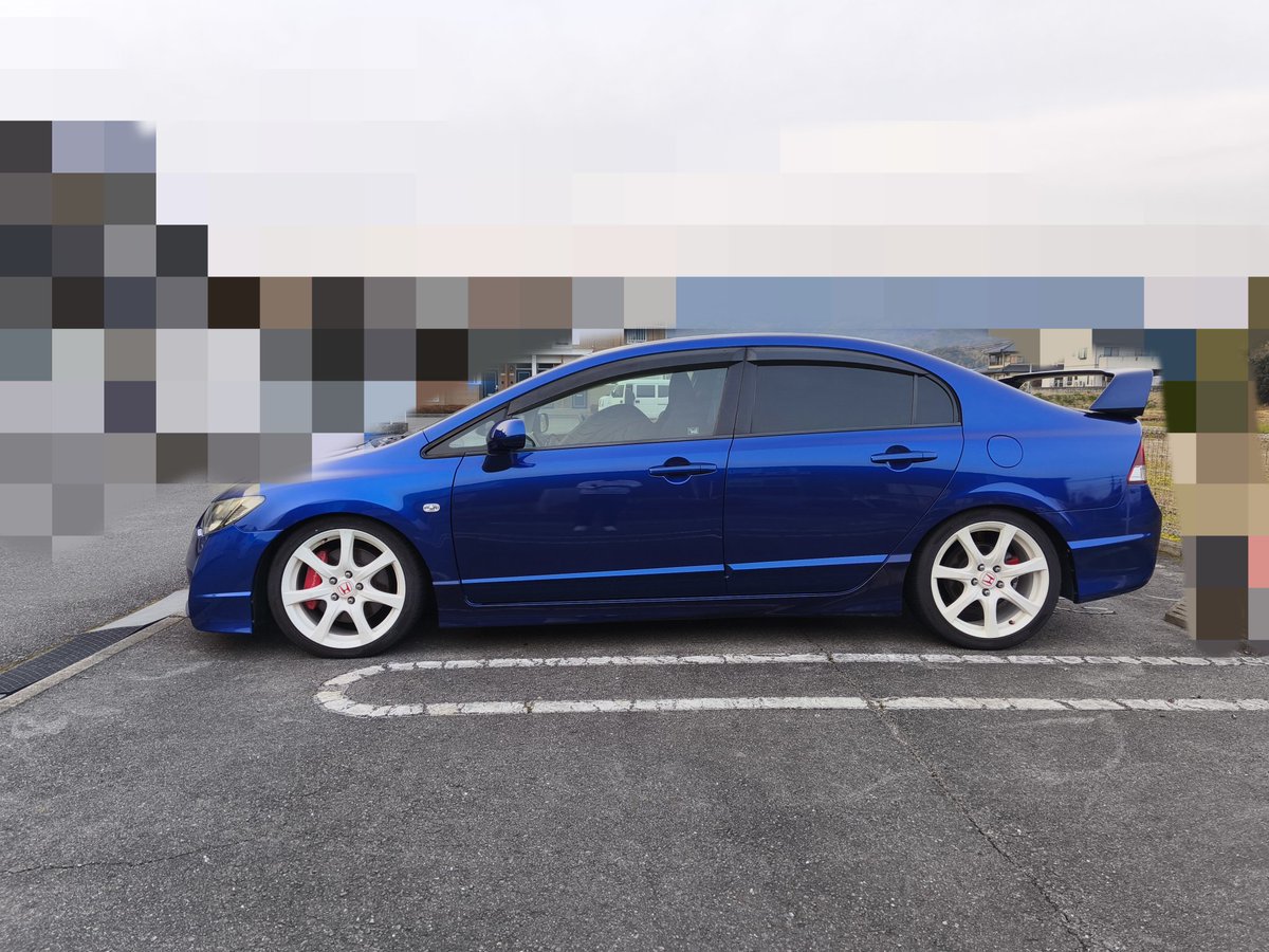 kotohamaru7's tweet photo. #車売ります
再掲
シビックタイプR FD2
155万で 
売ります

取り外せる物外したので
その分安くしました。

気になる方DMまでお願いします https://t.co/JXTiC5lLf4