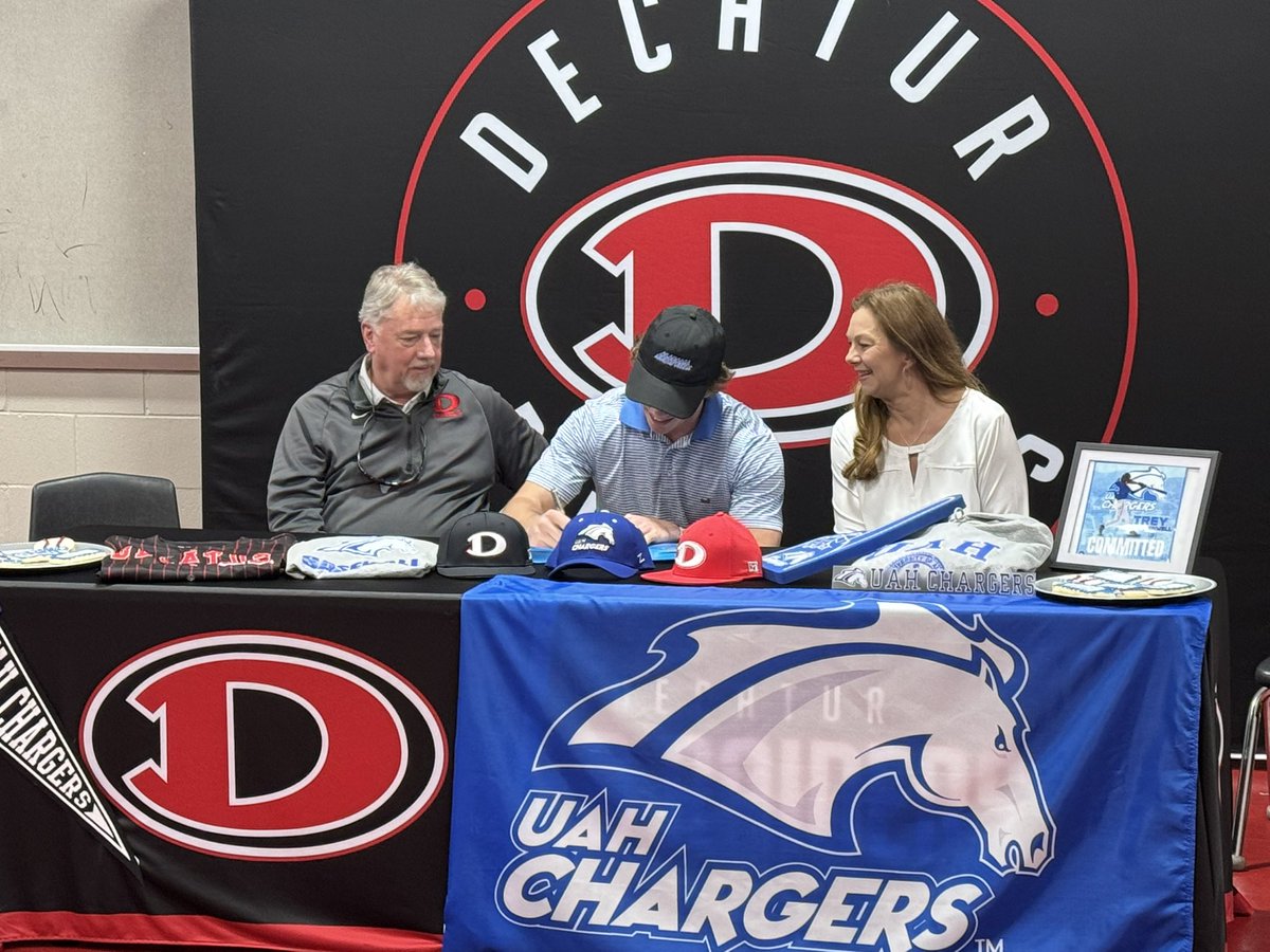 Congrats to <a href="/TreyGreenwell/">Trey Greenwell</a> on signing with <a href="/UAH_BSB/">UAH Baseball</a>

Decatur is super proud of you! Good luck on your senior season and we wish you the best of luck on your future endeavors. #AlwaysARaider