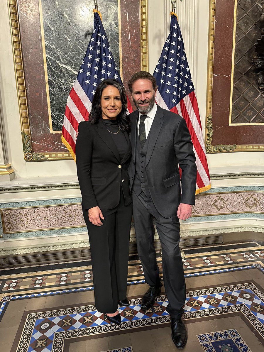 Our new Director of National Intelligence, my friend <a href="/TulsiGabbard/">Tulsi Gabbard 🌺</a> 🇺🇸 Such an honor to be here for your swearing-in today. Thank you for your service to the nation and for sharing this special day with us 🙏 Congratulations!